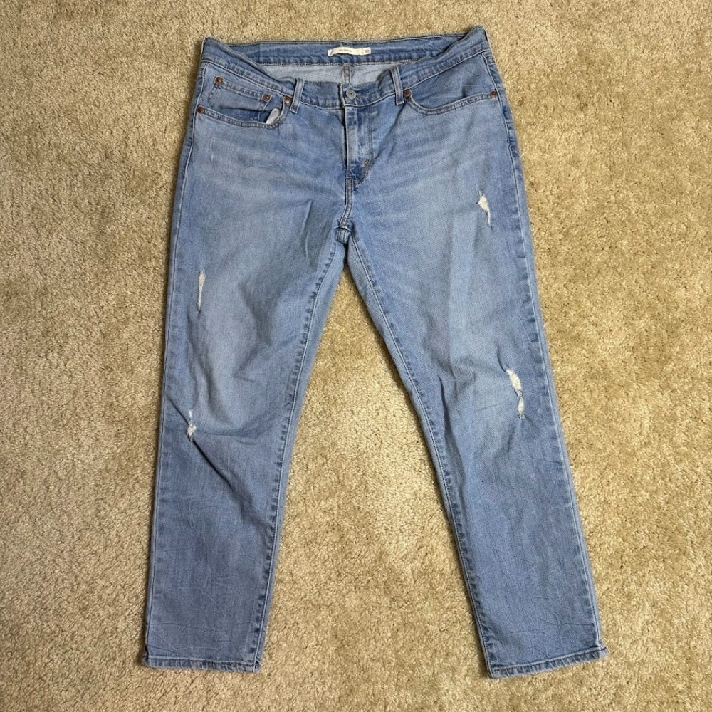 Levi's Boyfriend Jeans Womens 30 Light Wash Distressed Stretch Denim Pants 33x27